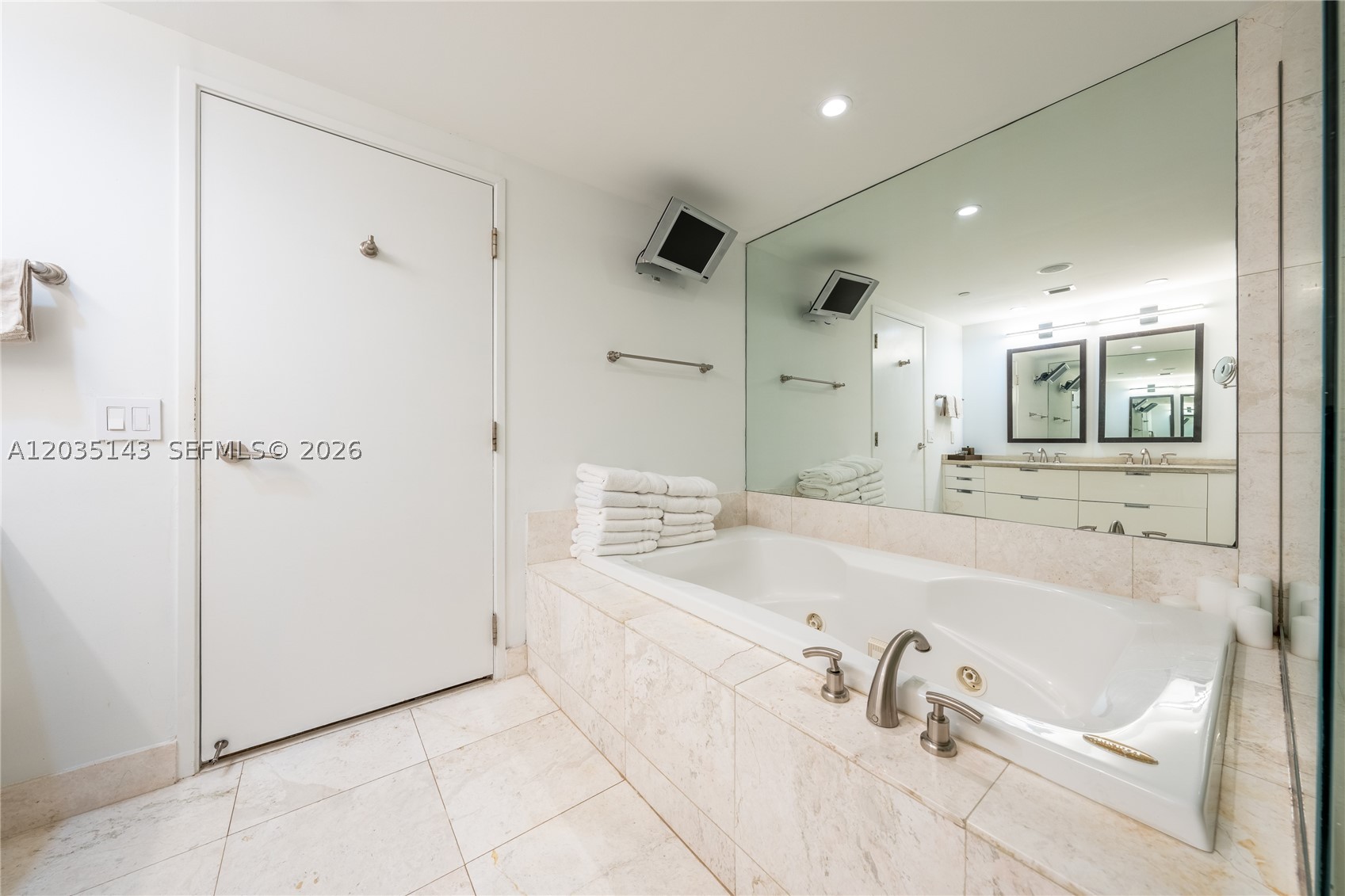 9401 Collins Ave 403 Property Photo 20