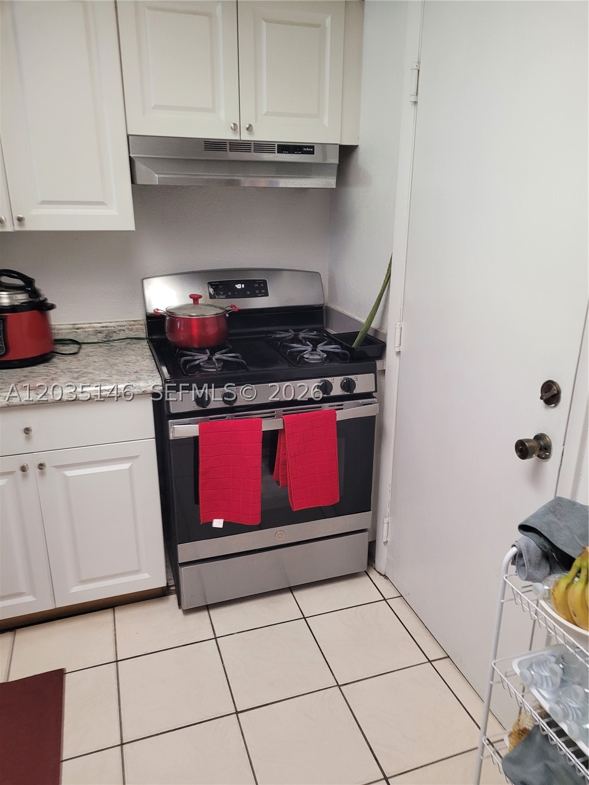 18101 Nw 68th Ave E105 Property Photo 6