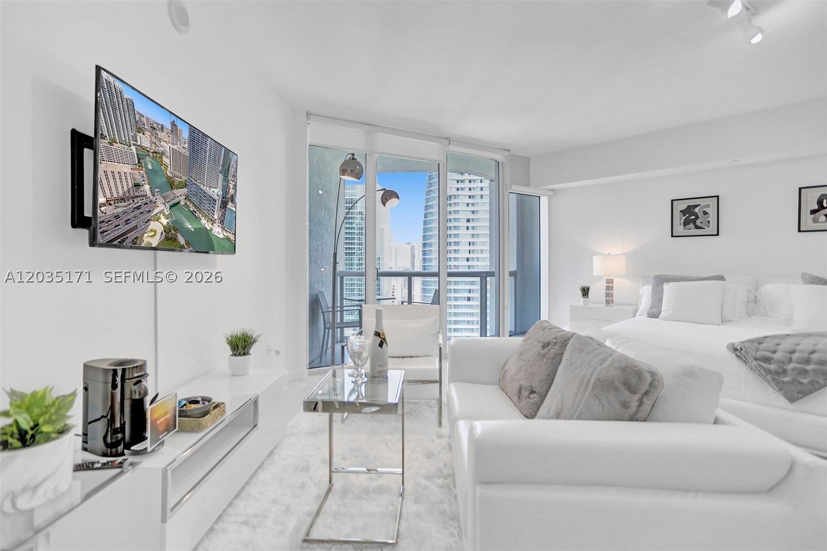 475 Brickell Ave 3408 Property Photo 5