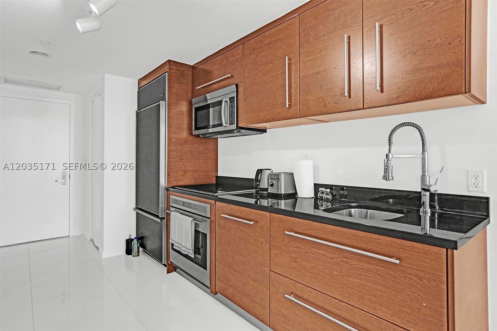 475 Brickell Ave 3408 Property Photo 17