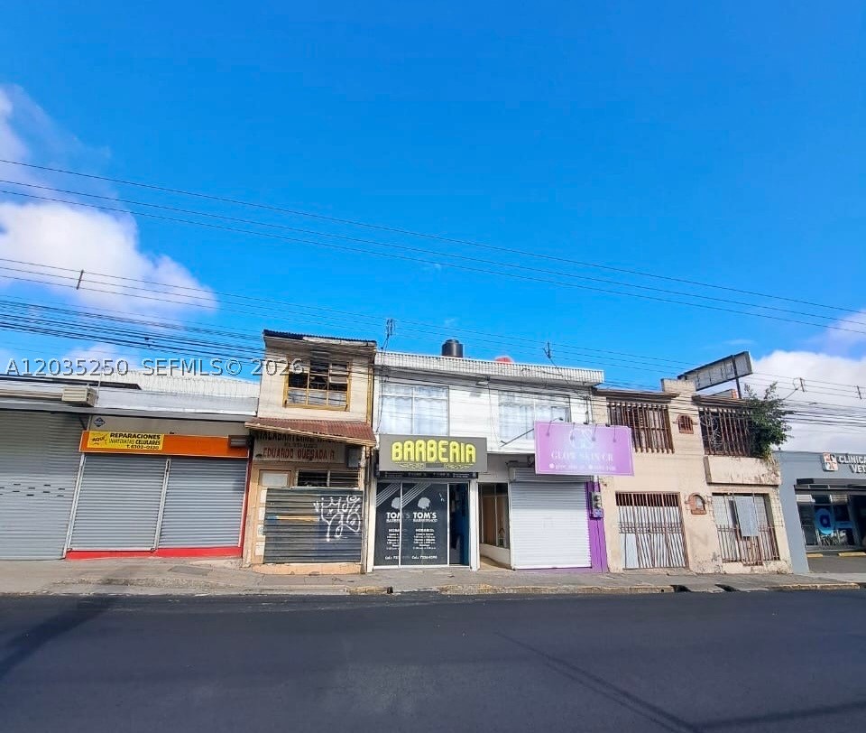 Avenida Central Cartago Property Photo 4