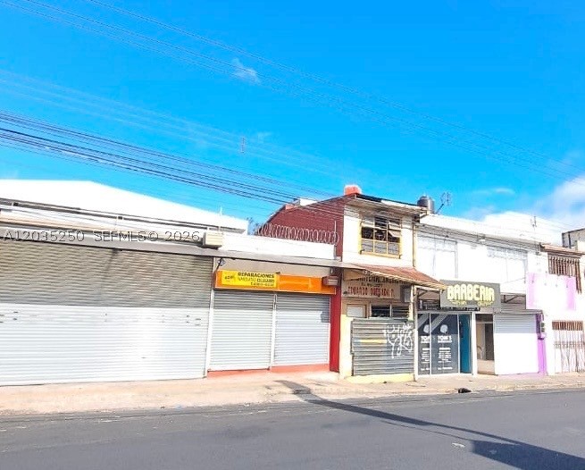 Avenida Central Cartago Property Photo 6