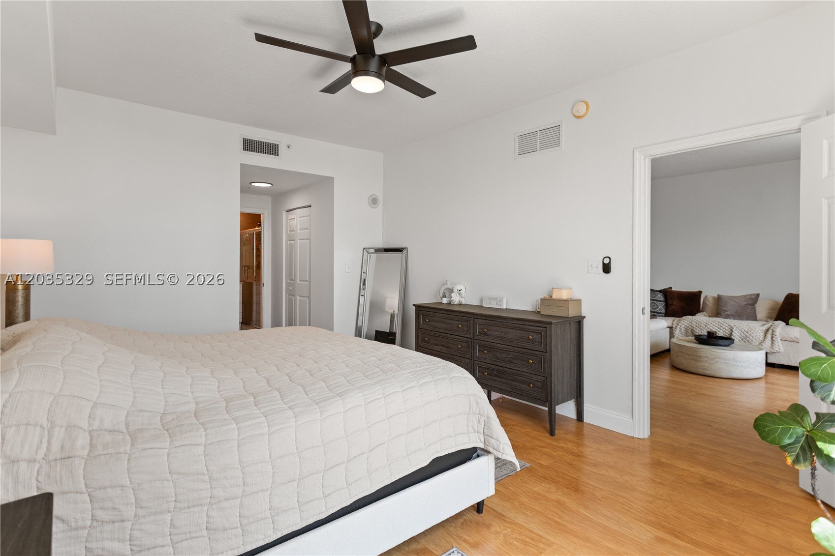 140 S Dixie Hwy 417 Property Photo 12
