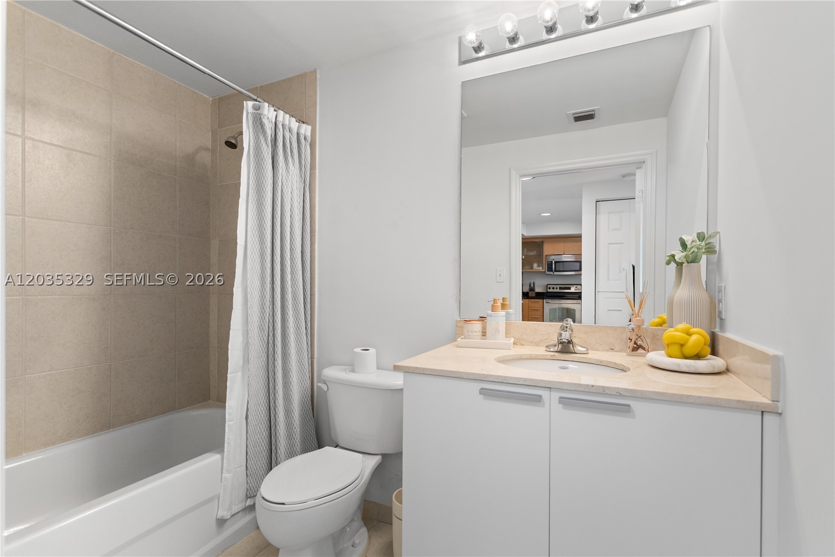 140 S Dixie Hwy 417 Property Photo 16