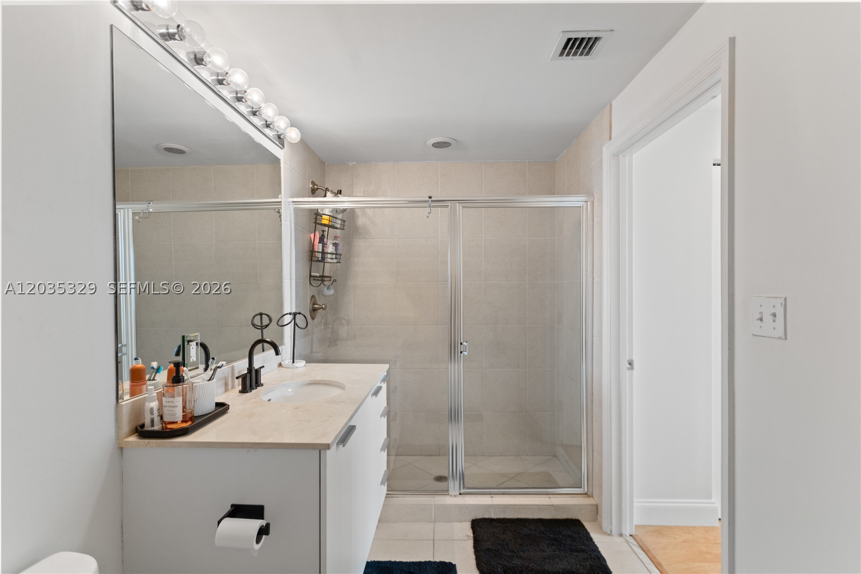 140 S Dixie Hwy 417 Property Photo 18