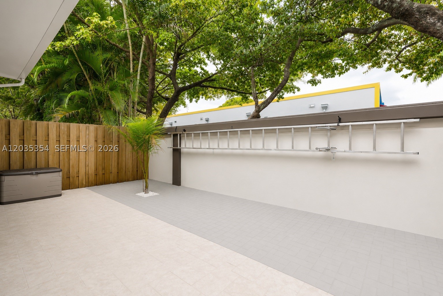 102 Riverwalk Cir 102 Property Photo 16