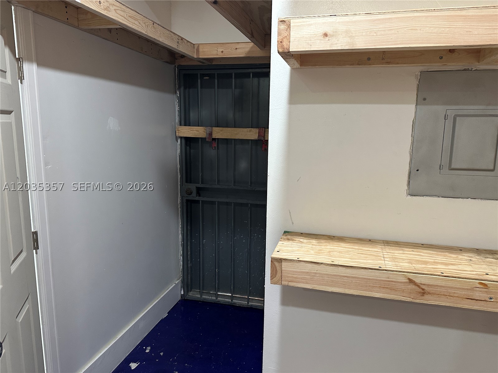 142 Hialeah Dr Property Photo 12