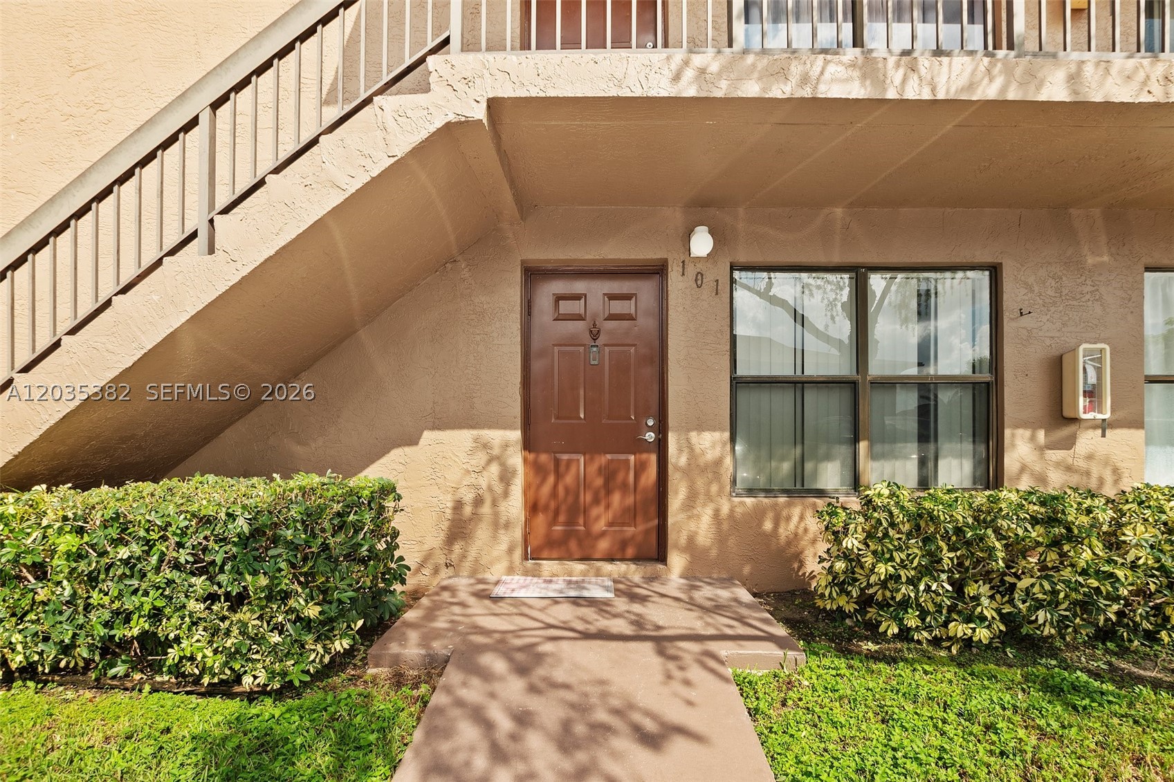 10053 Winding Lake Rd 101 Property Photo 4