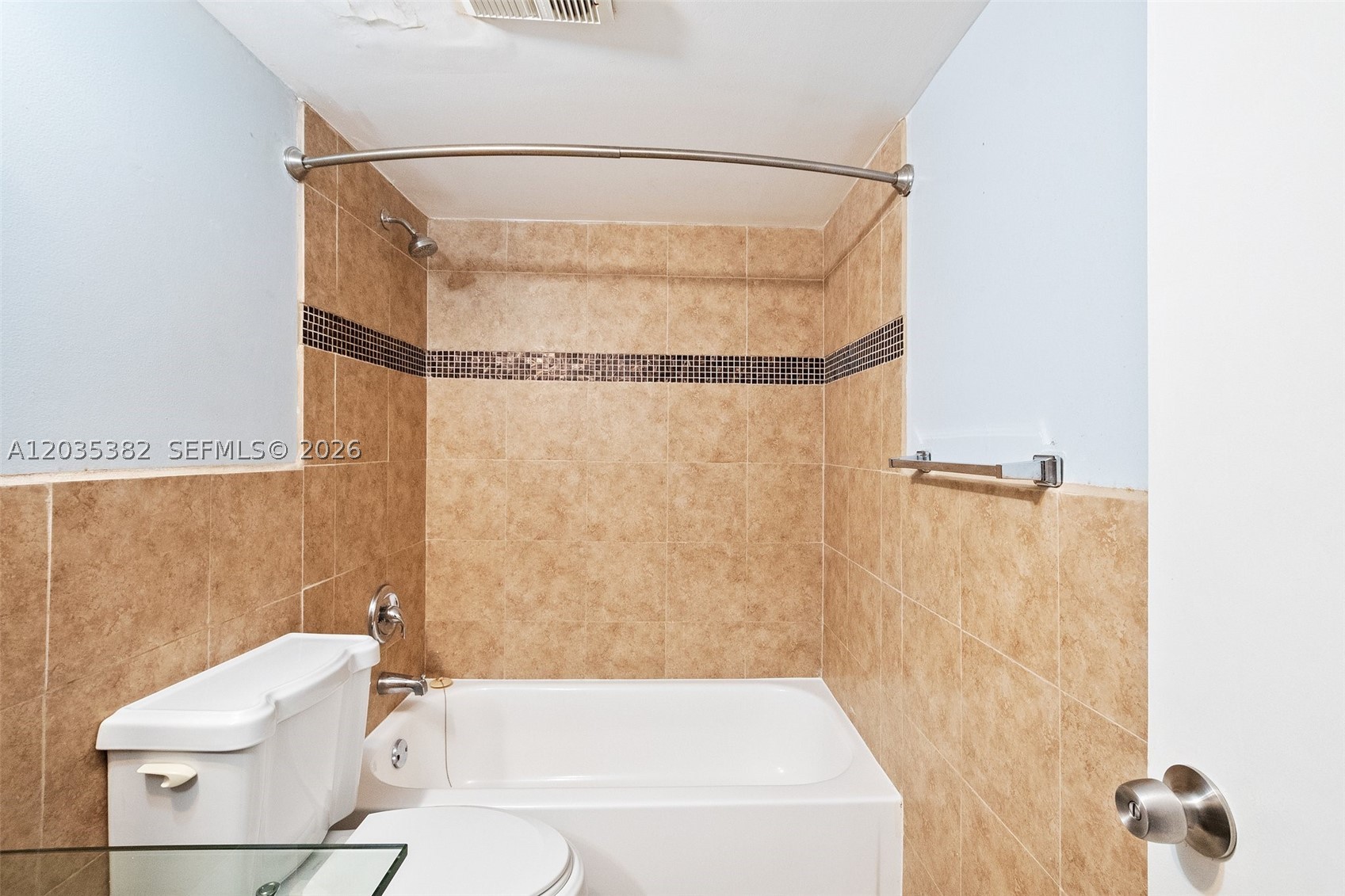 10053 Winding Lake Rd 101 Property Photo 25