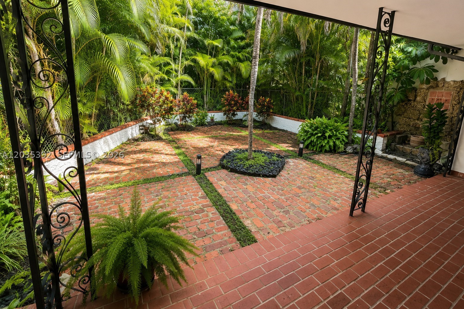 10115 Biscayne Blvd Property Photo 6