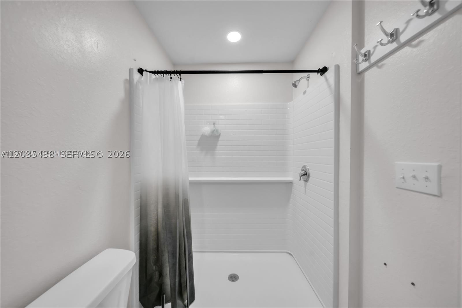 1105 Nw 24th Pl Property Photo 18