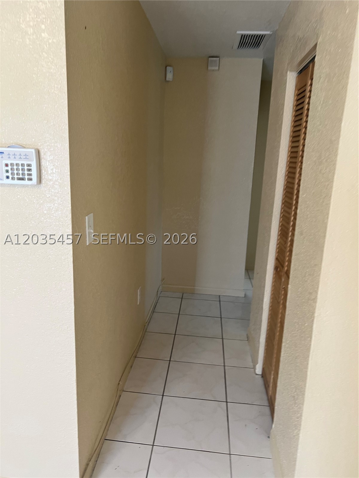 789 Nw 55th Ter B Property Photo 4
