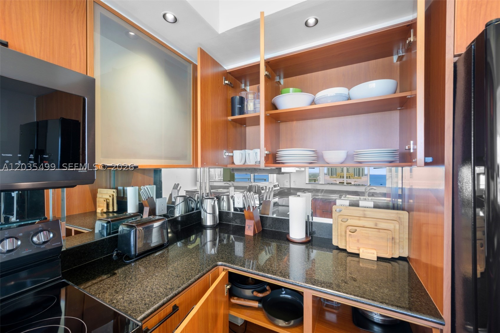 16699 Collins Ave 3508 Property Photo 8