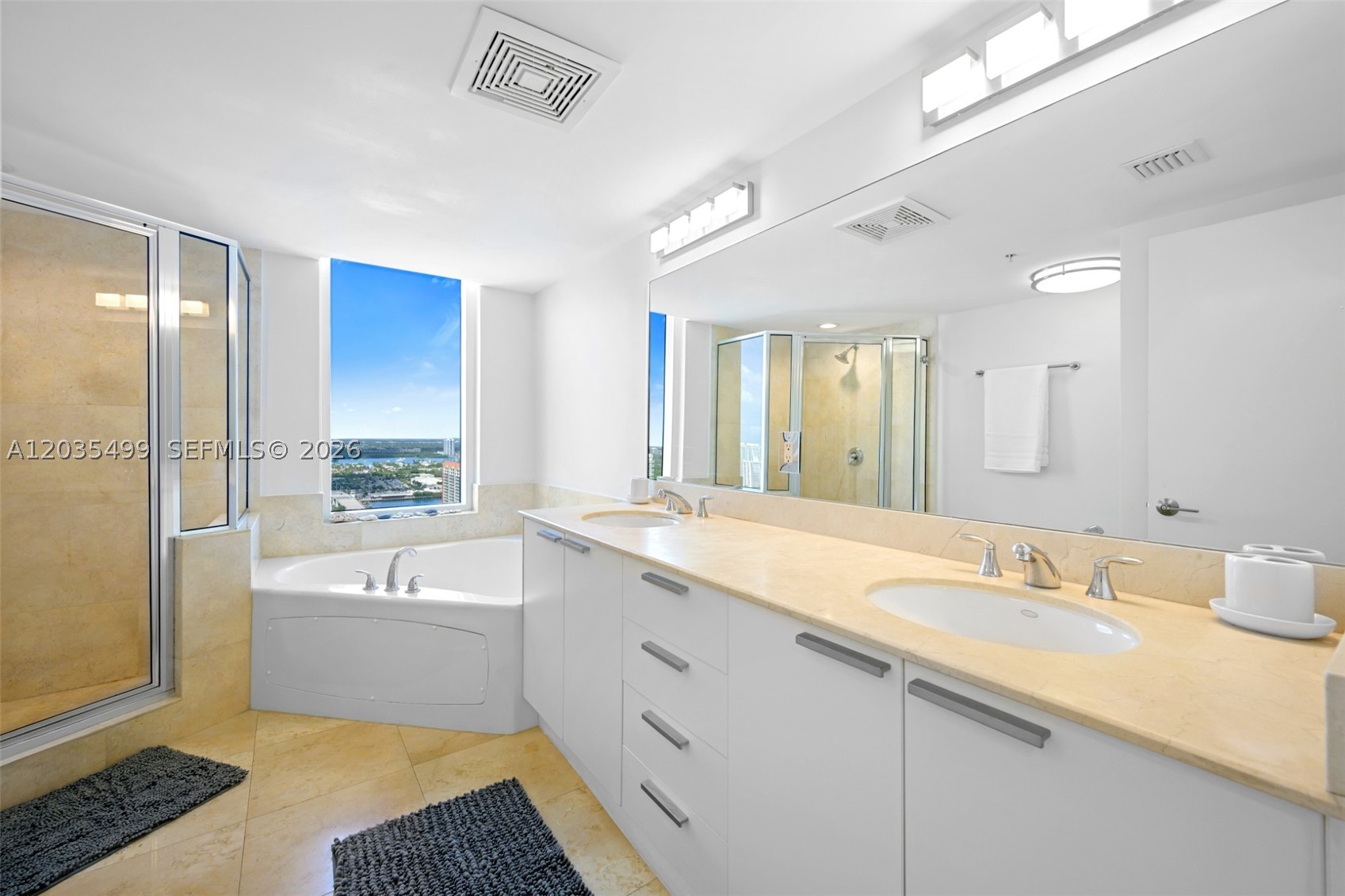 16699 Collins Ave 3508 Property Photo 18