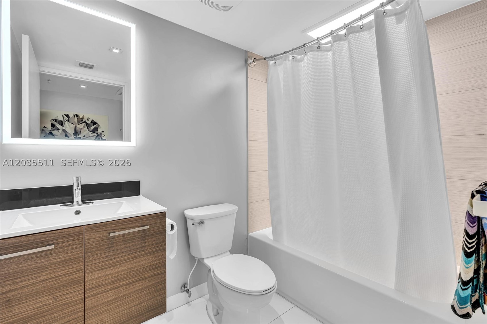 9901 E Bay Harbor Dr 802 Property Photo 11