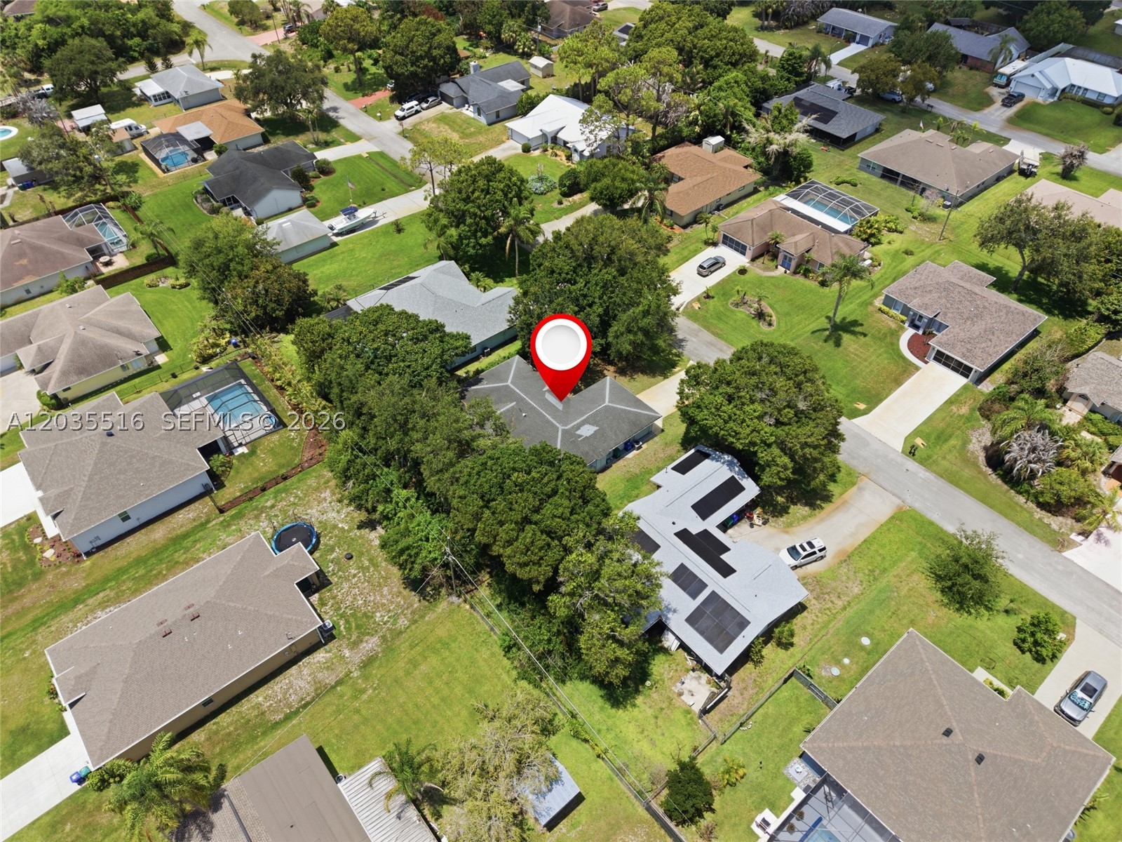 642 Nobles St Property Photo 41