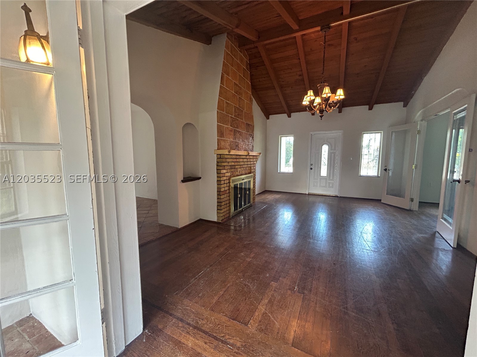 9600 N Miami Ave Property Photo 10
