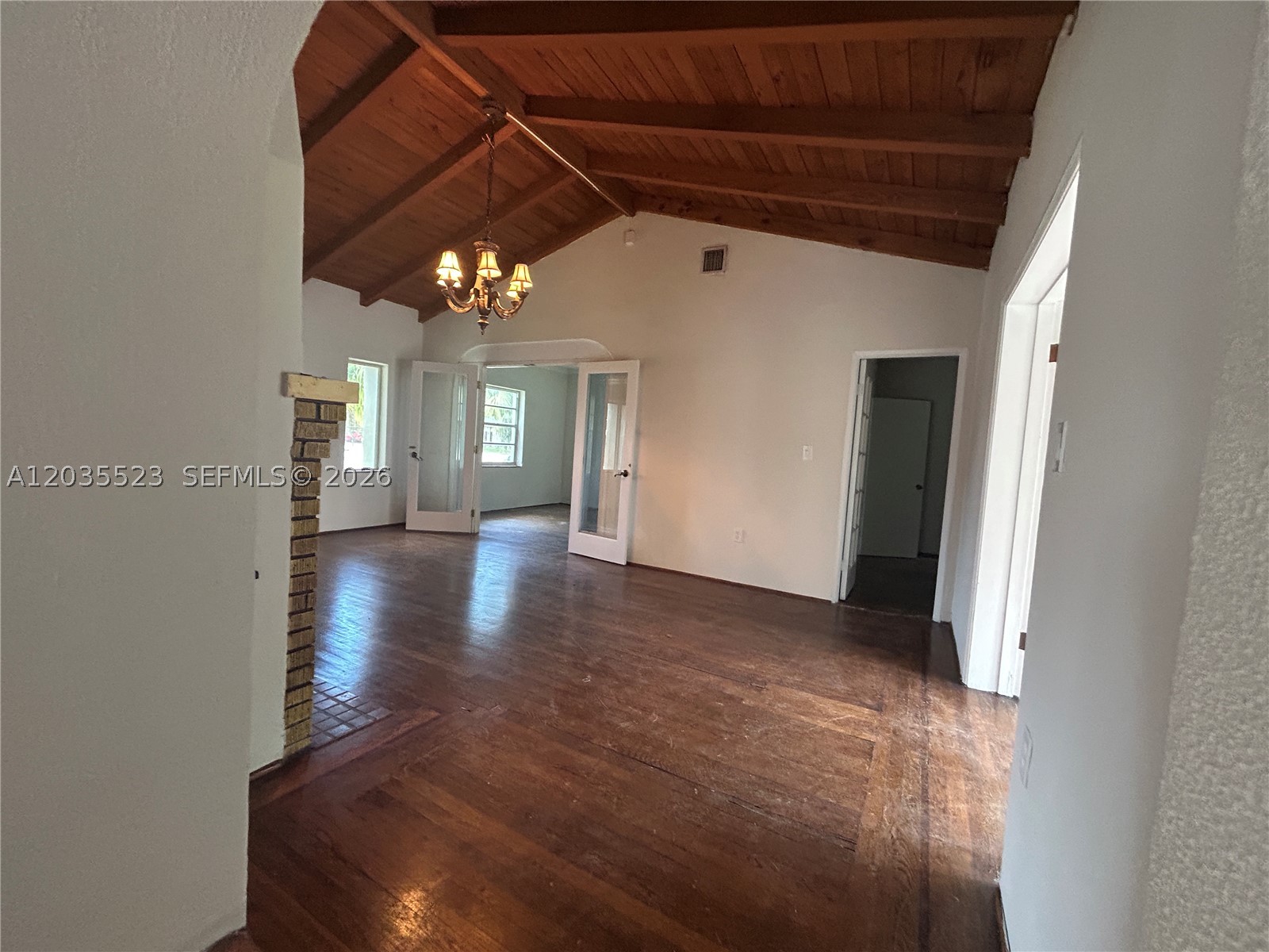 9600 N Miami Ave Property Photo 11