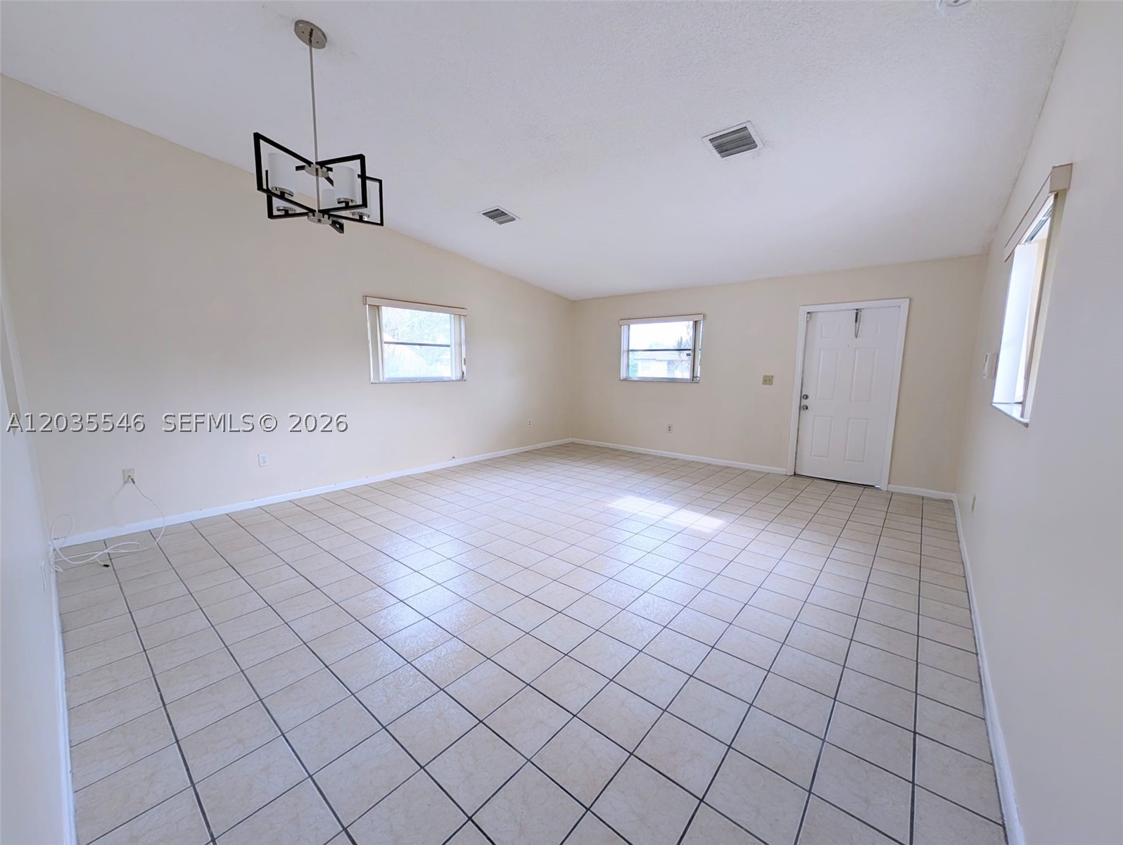 15945 Sw 304th St . Property Photo 3