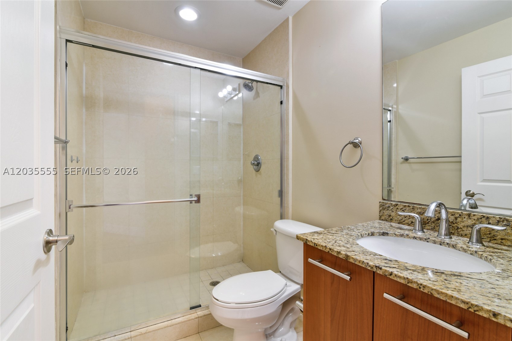 2707 Ne 184th Ter Property Photo 17