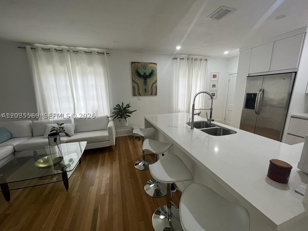 1091 NW 59th St Property Photo 1
