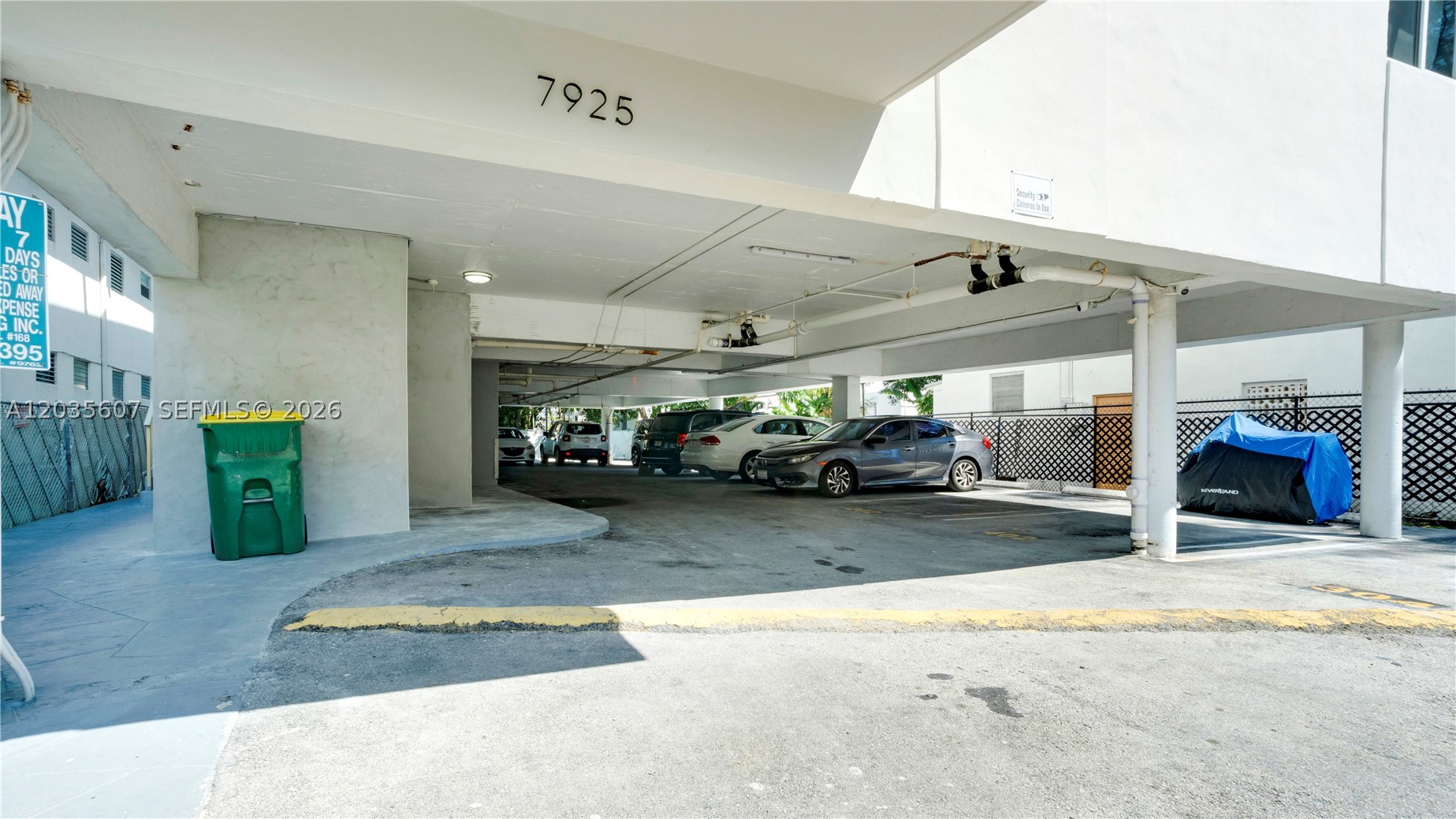 7925 Carlyle Ave 403 Property Photo 27