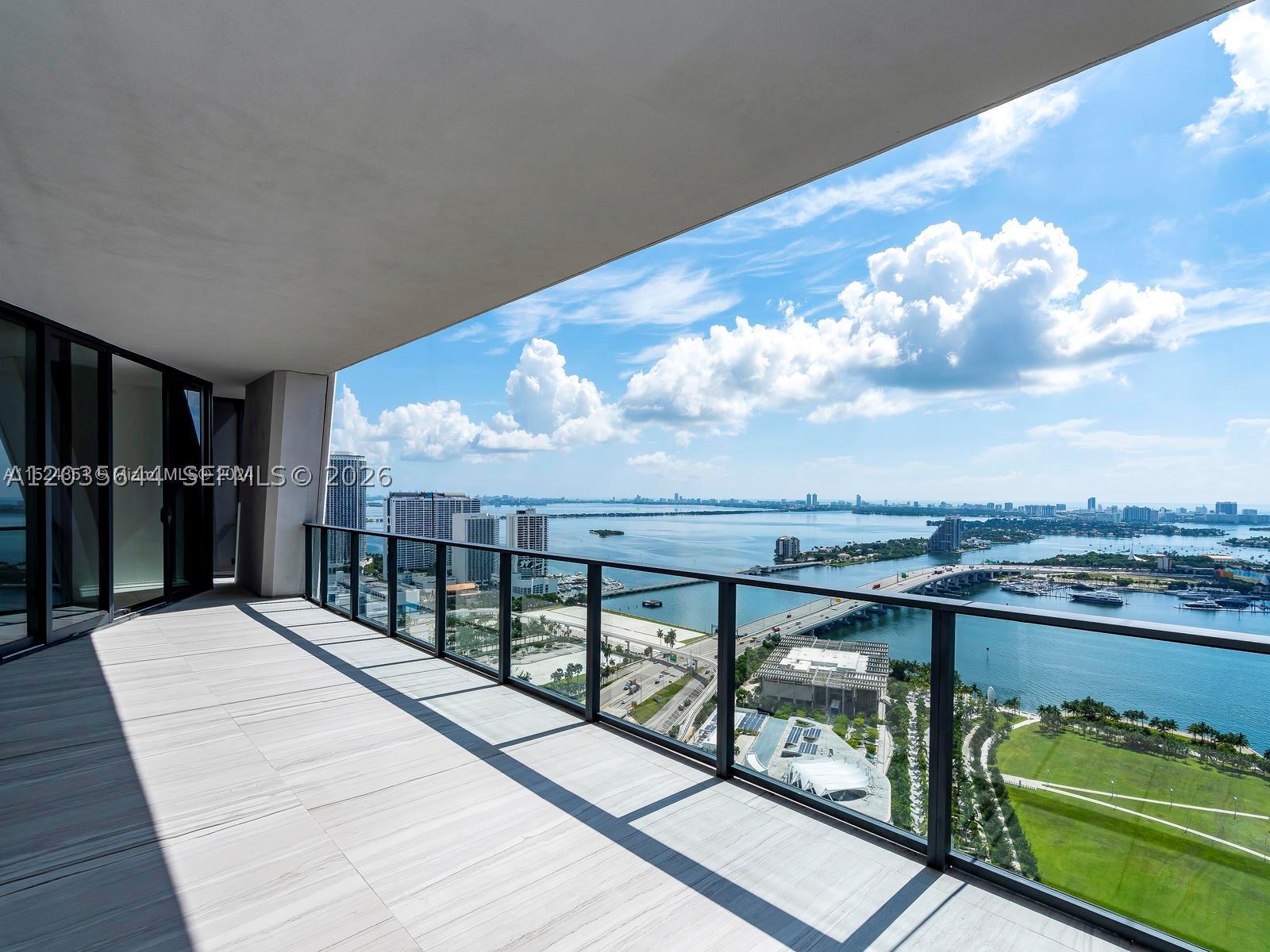 1000 Biscayne Blvd 4802