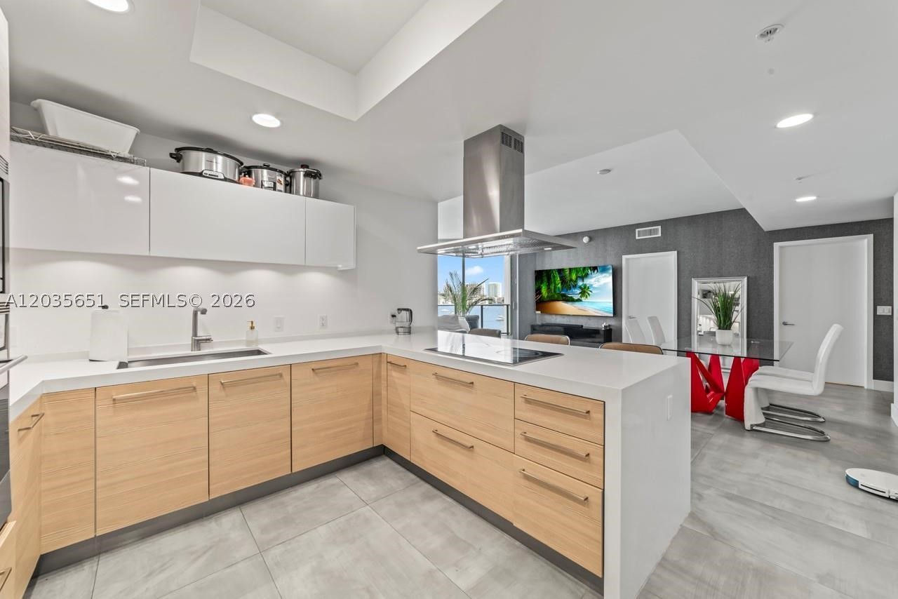 17111 Biscayne Blvd 503 Property Photo 5