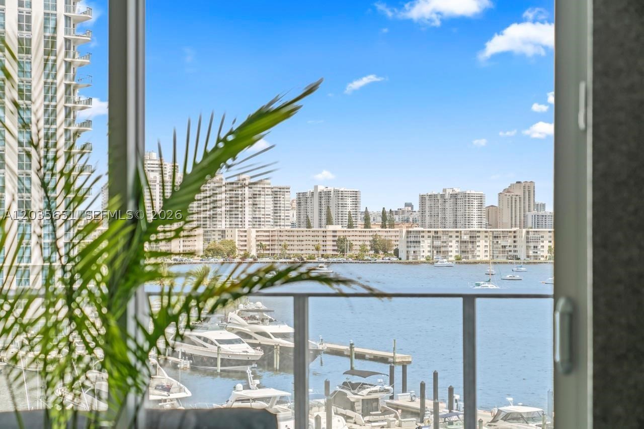 17111 Biscayne Blvd 503 Property Photo 15