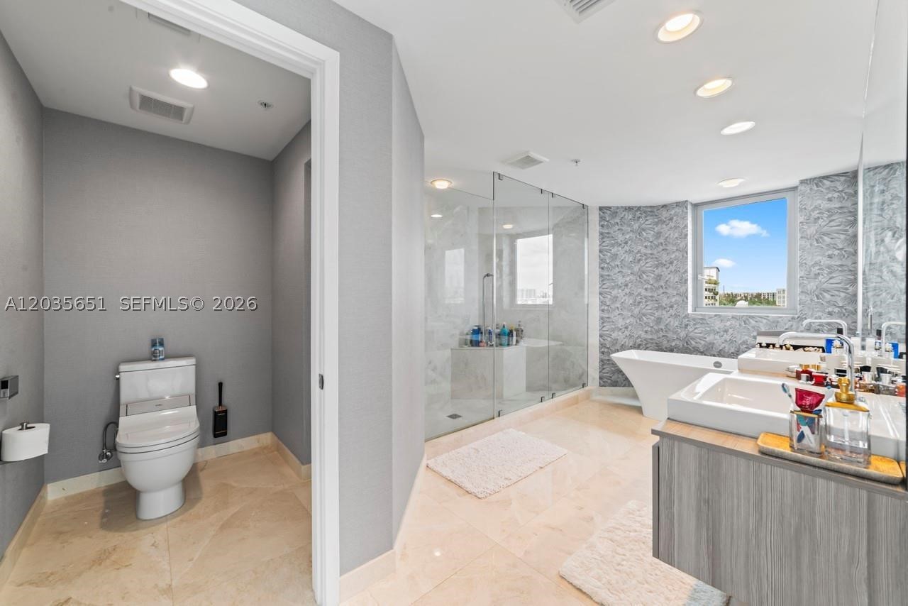 17111 Biscayne Blvd 503 Property Photo 22