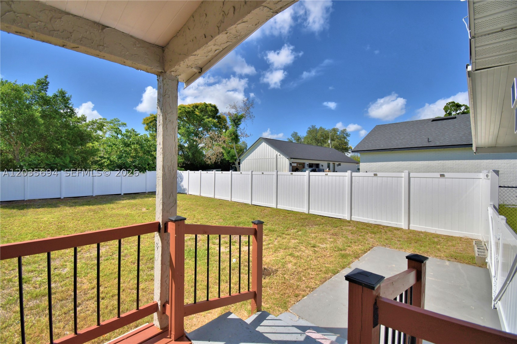 208 Center Street Property Photo 43