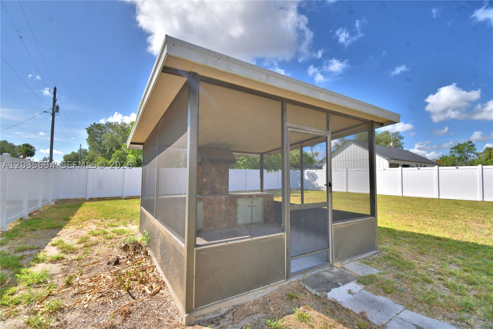 208 Center Street Property Photo 48