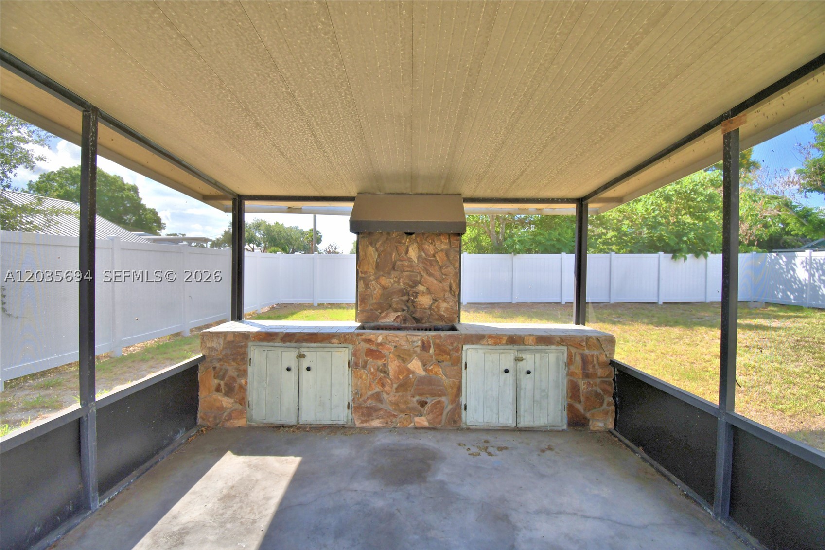 208 Center Street Property Photo 49