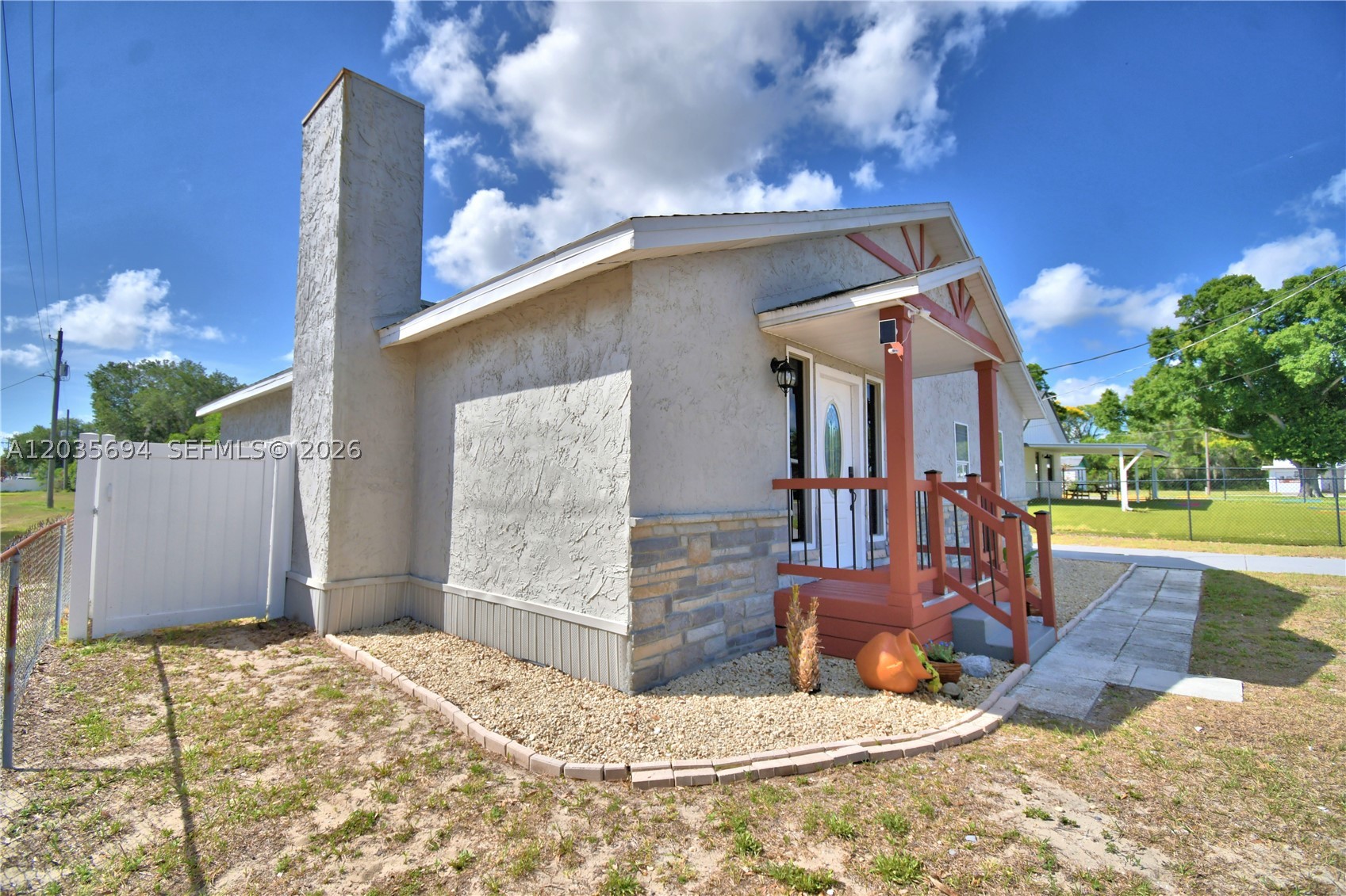 208 Center Street Property Photo 54