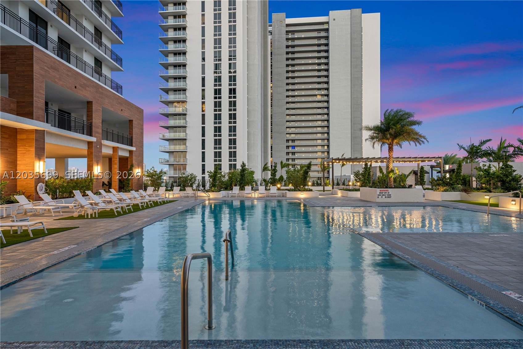 16395 Biscayne Blvd 318 Property Photo 11