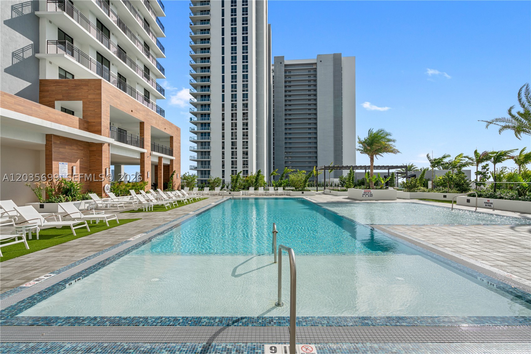 16395 Biscayne Blvd 318 Property Photo 12