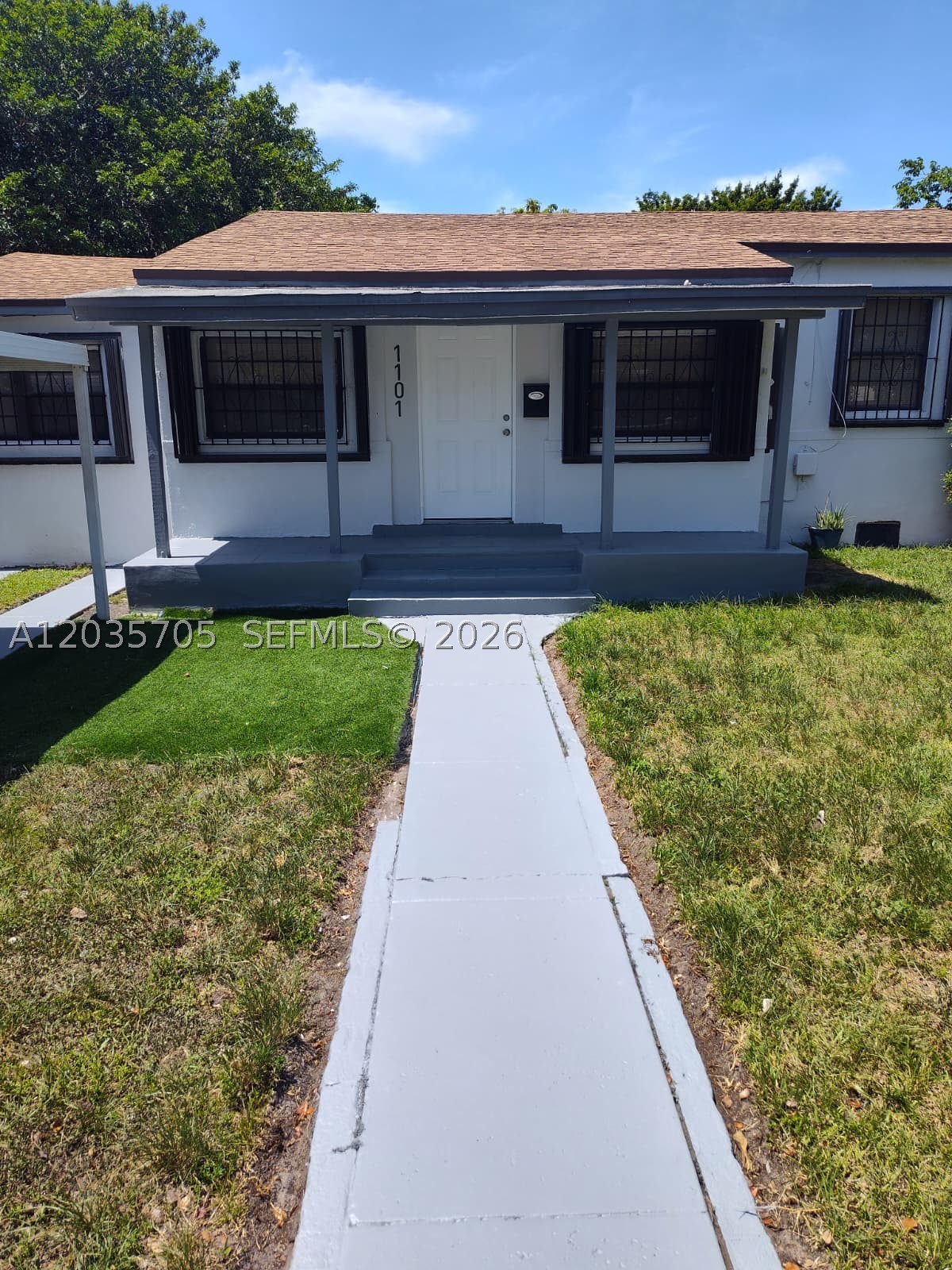 1101 NW 55th Ter Property Photo 1