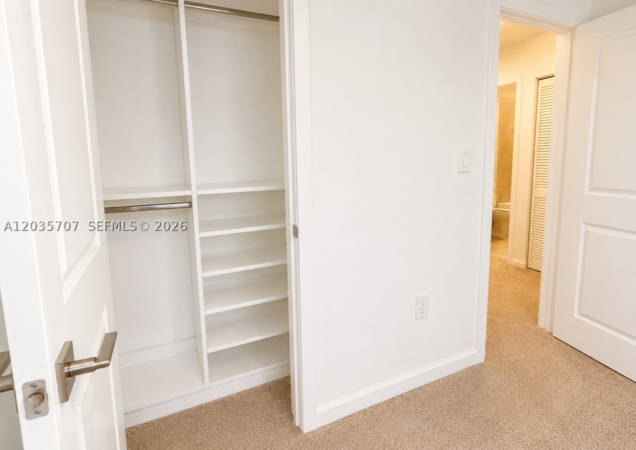 2459 Se 10th St 2459 Property Photo 12