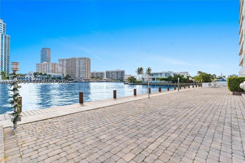 121 Golden Isles Dr 904 Property Photo 1