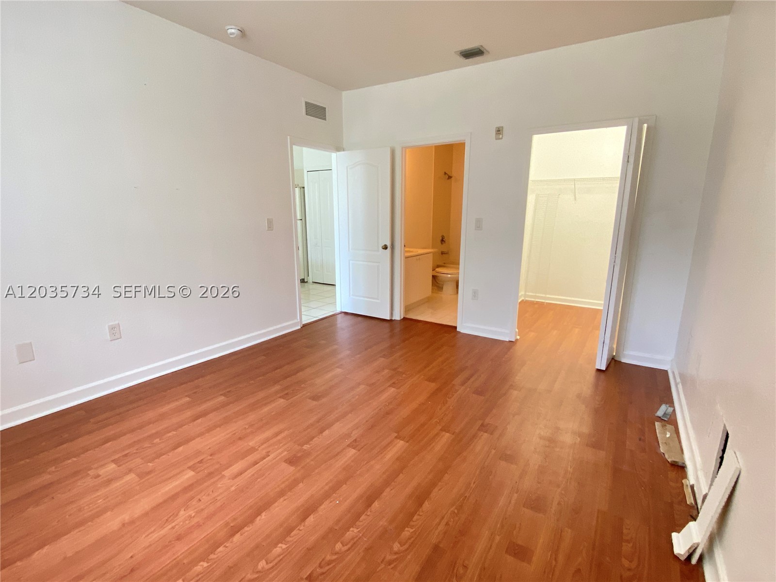 1658 Se 28th Ct 201 Property Photo 20