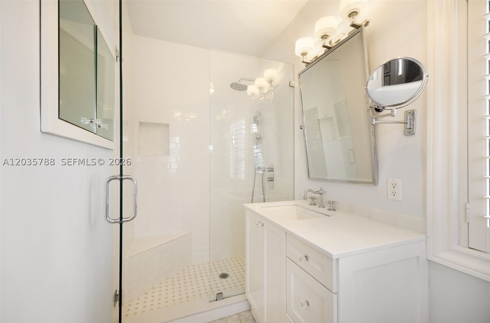 408 Viscaya Ave Property Photo 21