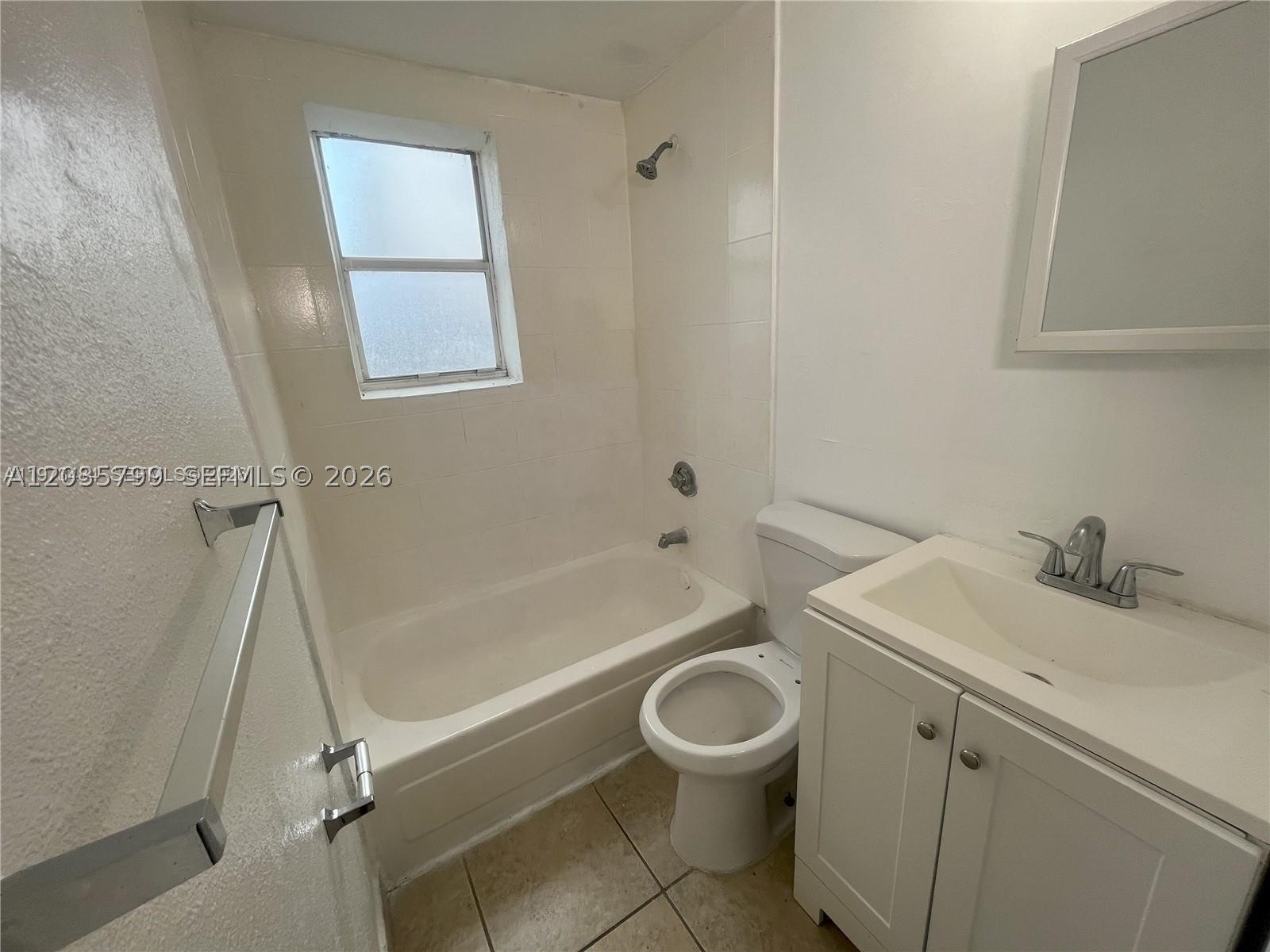 420 Nw 10th St 7 Property Photo 8