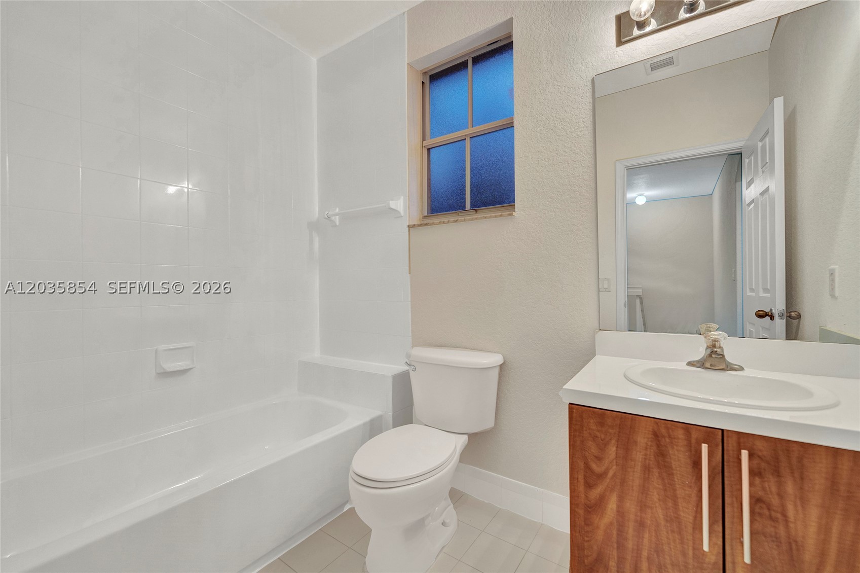 2462 Se 15th Ct Property Photo 16