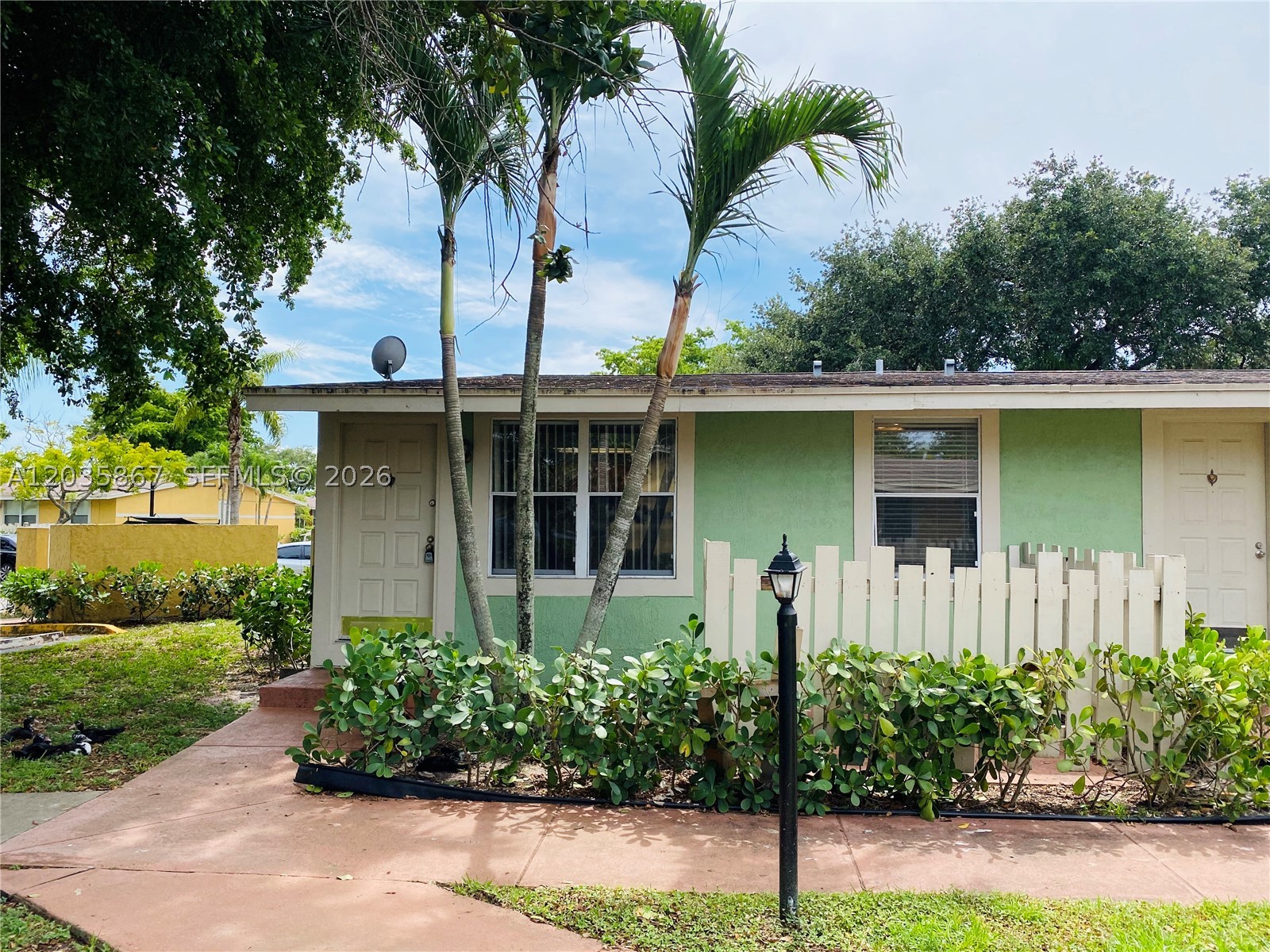 A12035867 Property Photo 2
