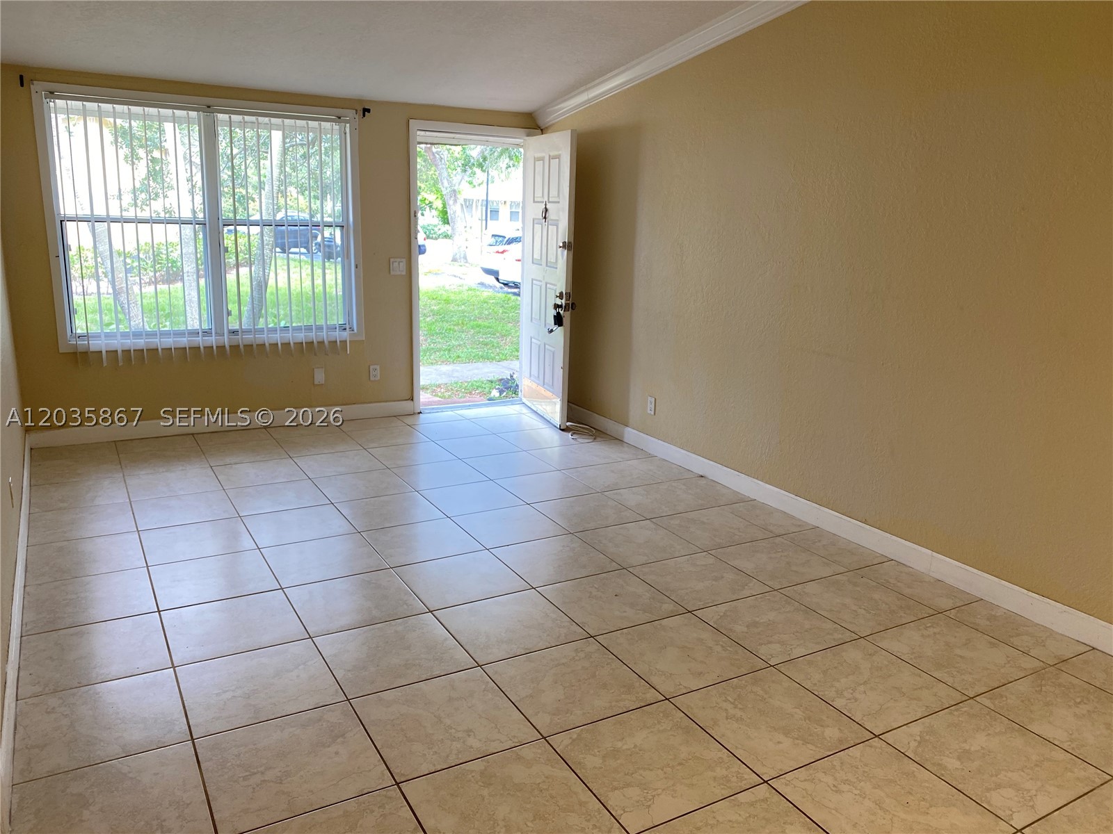 A12035867 Property Photo 4