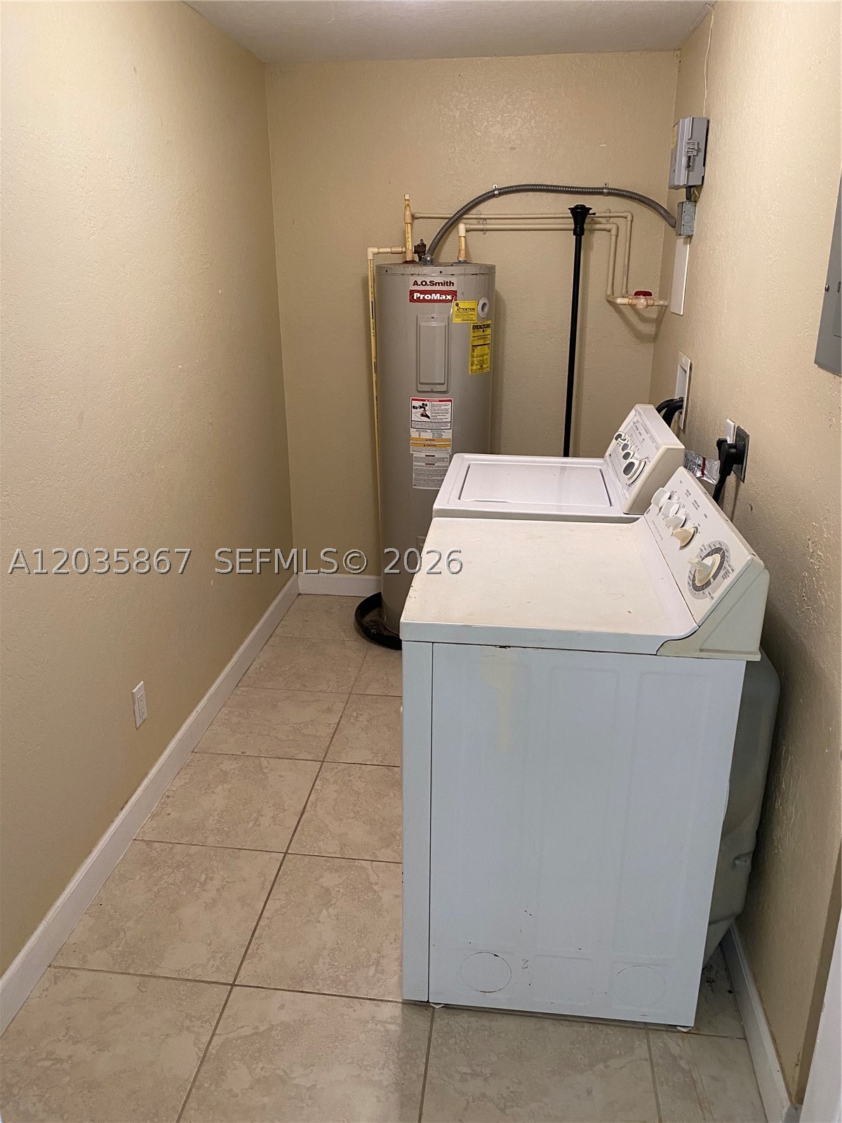 A12035867 Property Photo 9