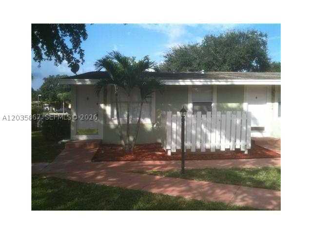 A12035867 Property Photo 11