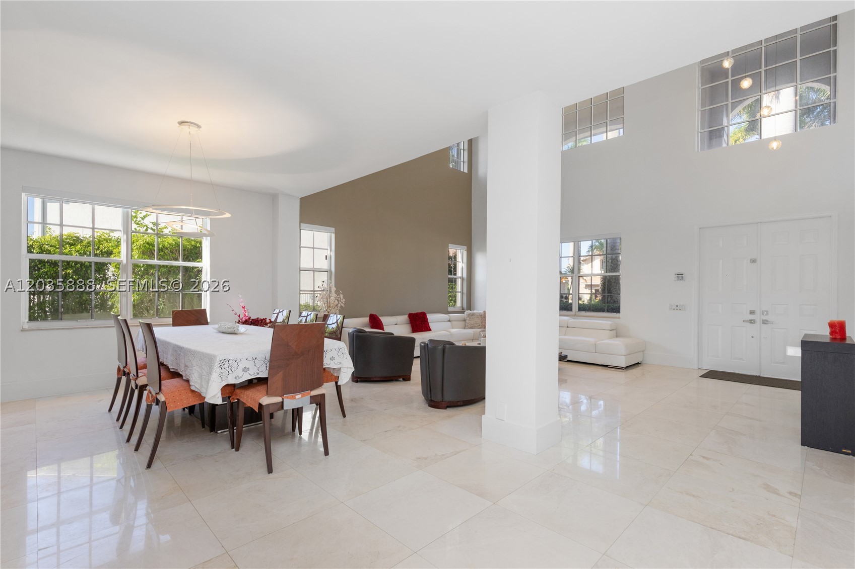 2505 Hunters Run Way Property Photo 10
