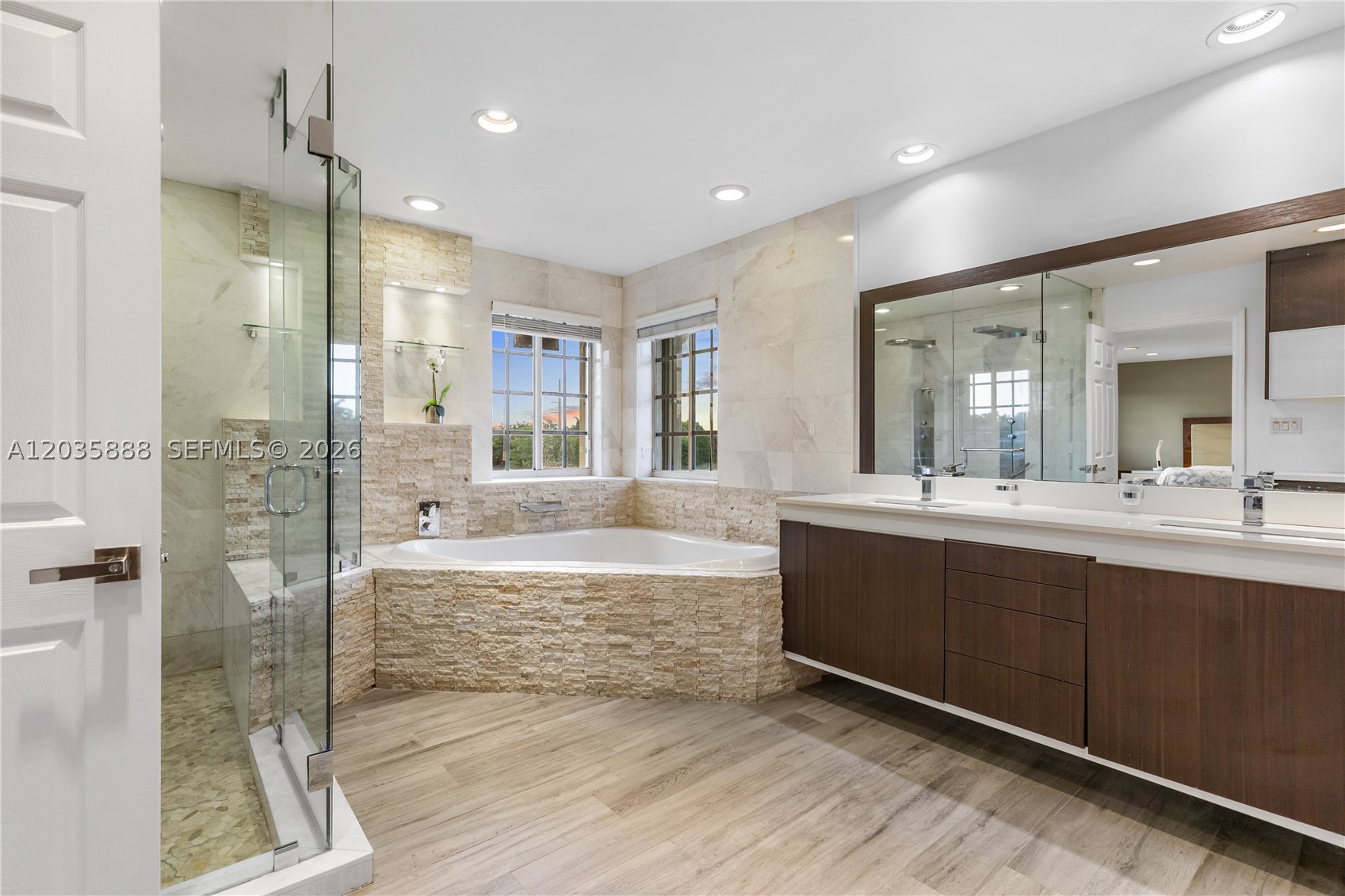 2505 Hunters Run Way Property Photo 45