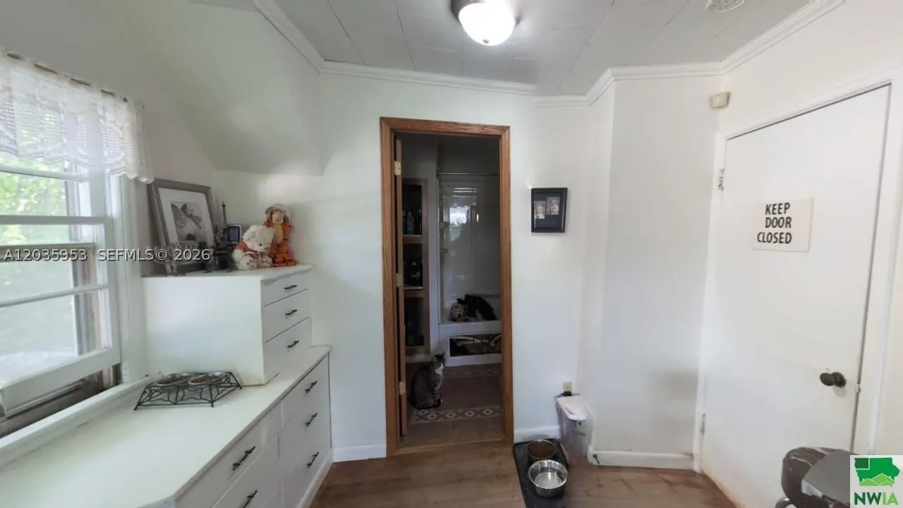 35 Hinshaw St Property Photo 16